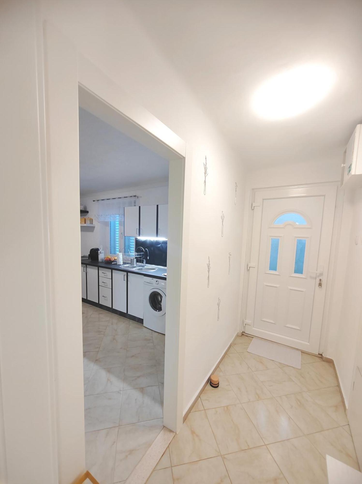 Kesovija Apartament *